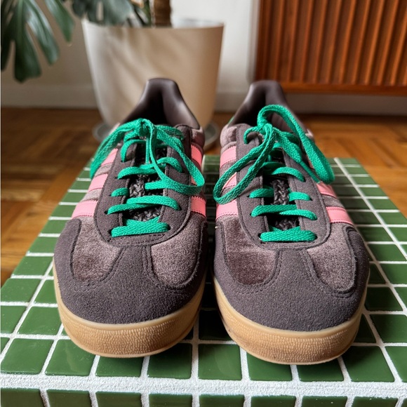 Adidas Gazelle Sneakers in Greenwood and Pink - Picture 2 of 4